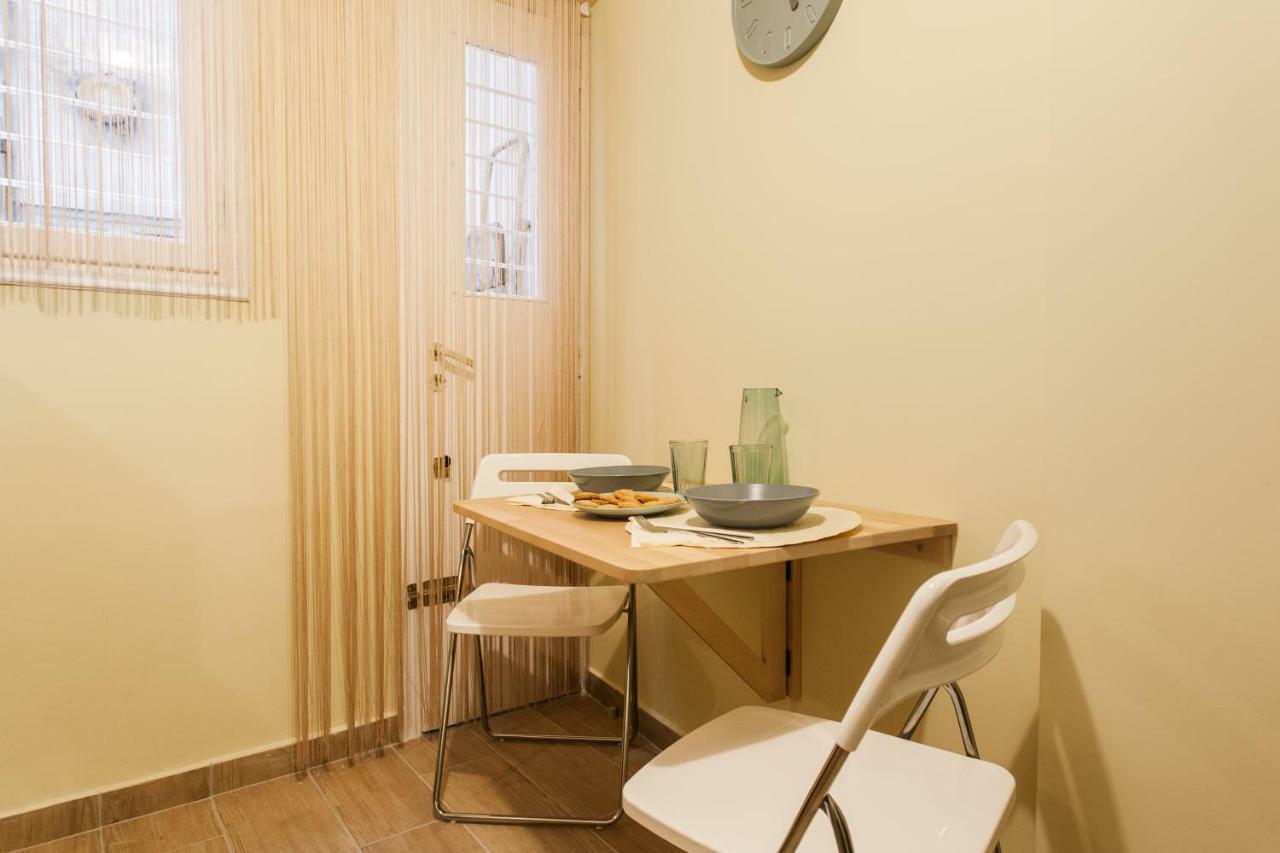 Private Central View Rooms In Apartment Near To Acropolis Metro Station Афины Экстерьер фото