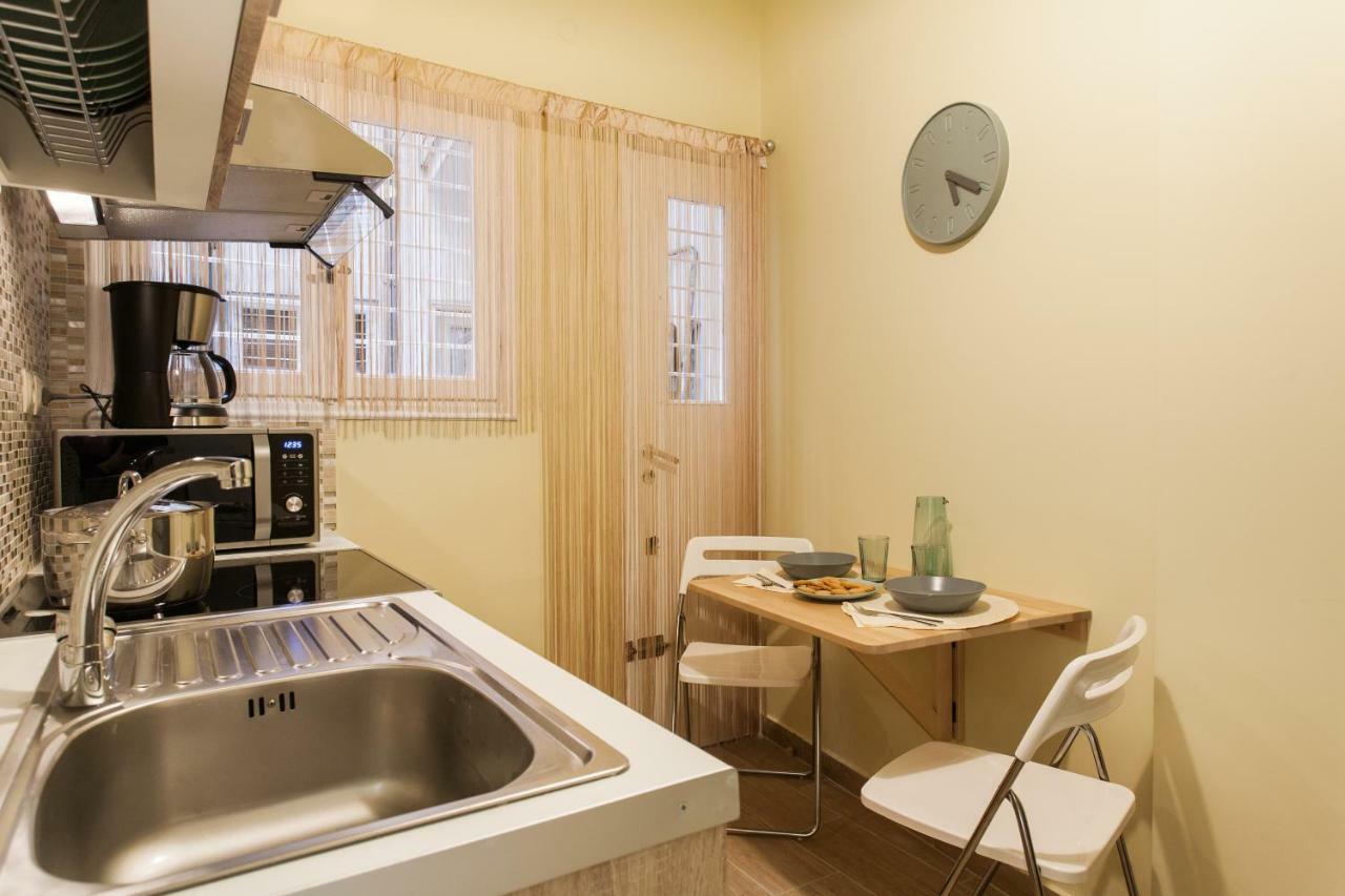Private Central View Rooms In Apartment Near To Acropolis Metro Station Афины Экстерьер фото